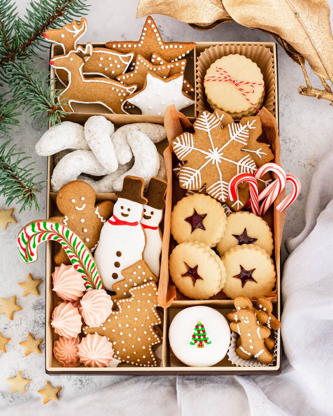 Cajas de masa de galletas de Navidad. Receta de cocina fácil, sencilla y  deliciosa